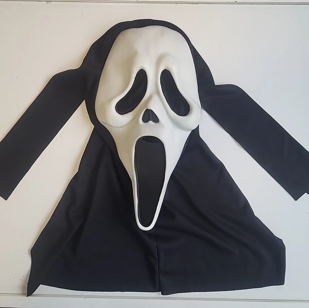Vintage Scream Ghostface Mask Easter Unlimited (T) Stamp 9206s Glow in the Dark